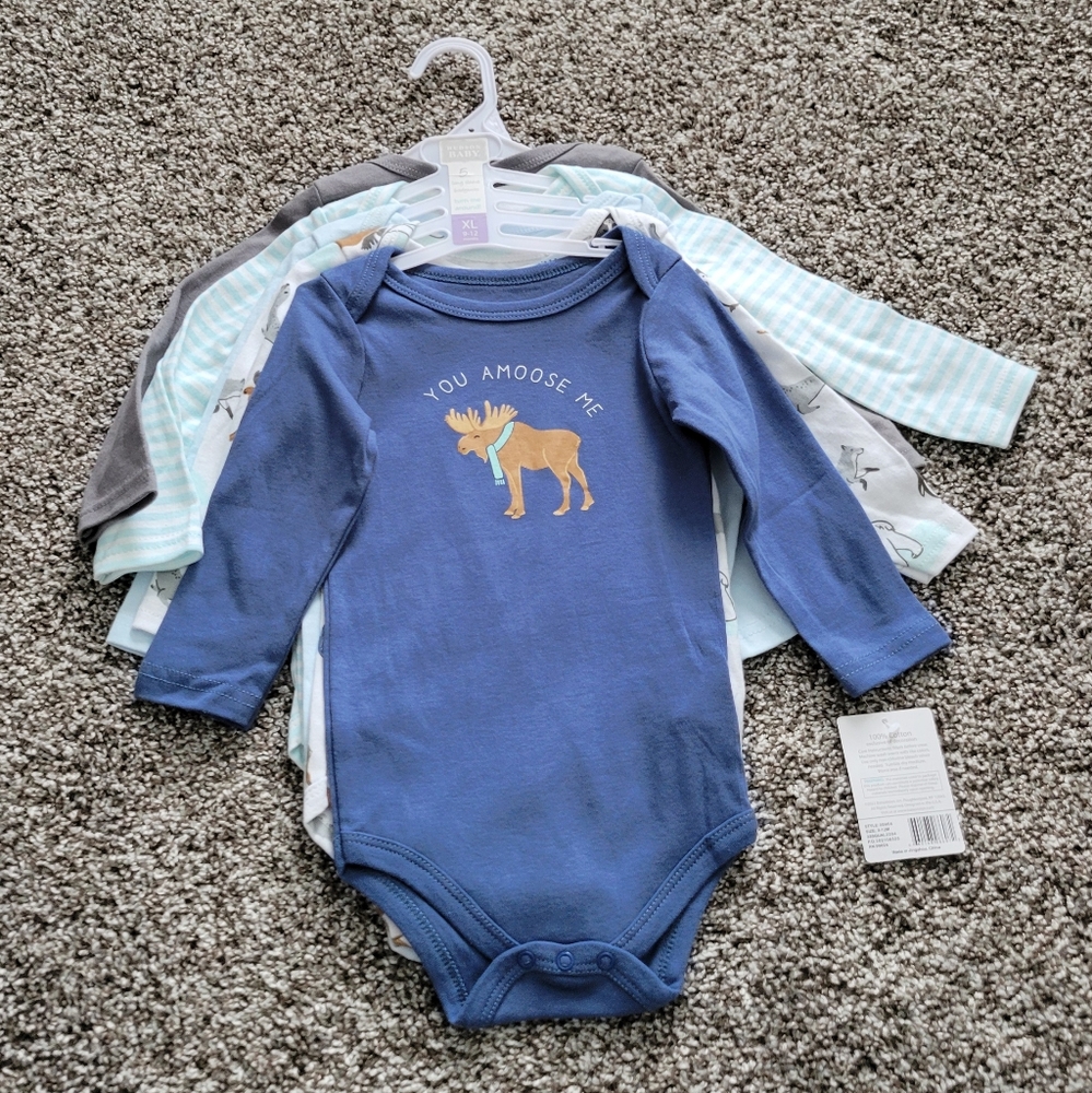 NWT bundle of 5 bodysuits, 9-12 months